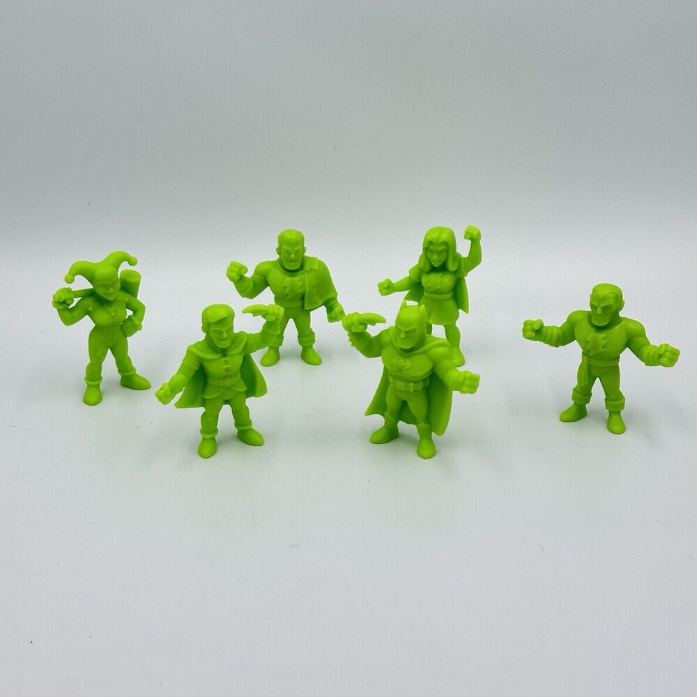 Wendy's Kid's Meal Toys DC Super Heroes Mini Figures 6pc, Green